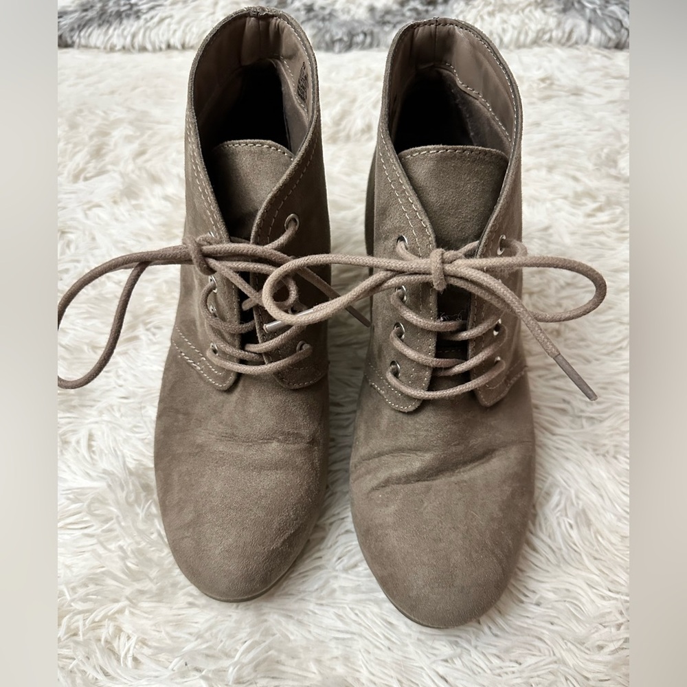 Az Lilly  9M  grey booties